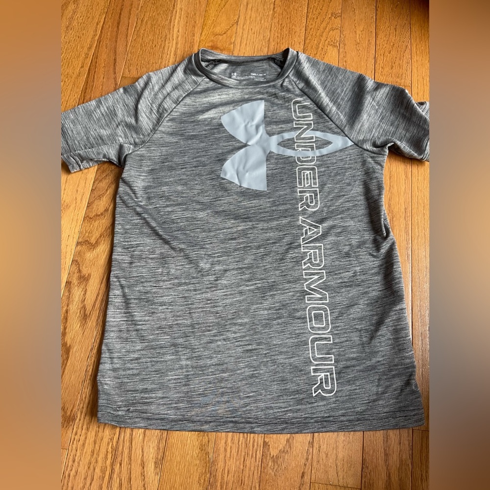 Boys Under Armour dri-fit shirt